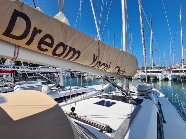 Hire Sailboat Dufour with a boat licence