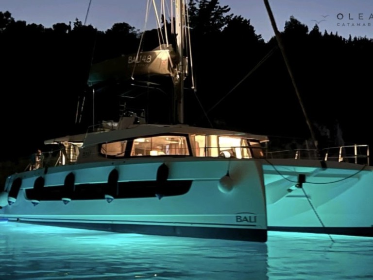 Hire Catamaran Bali with a boat licence