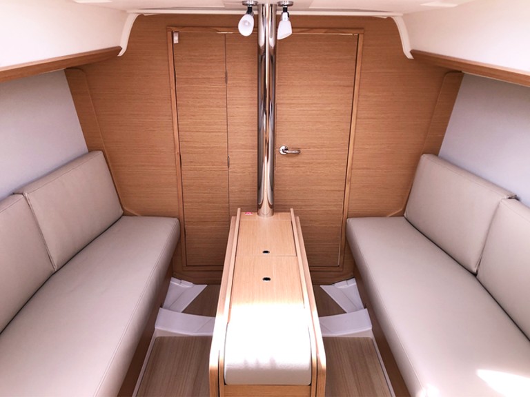 Hire Sailboat with or without skipper Dufour Hyères