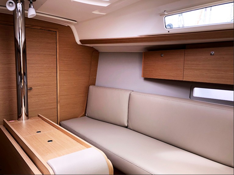 Hire Sailboat Dufour with a boat licence