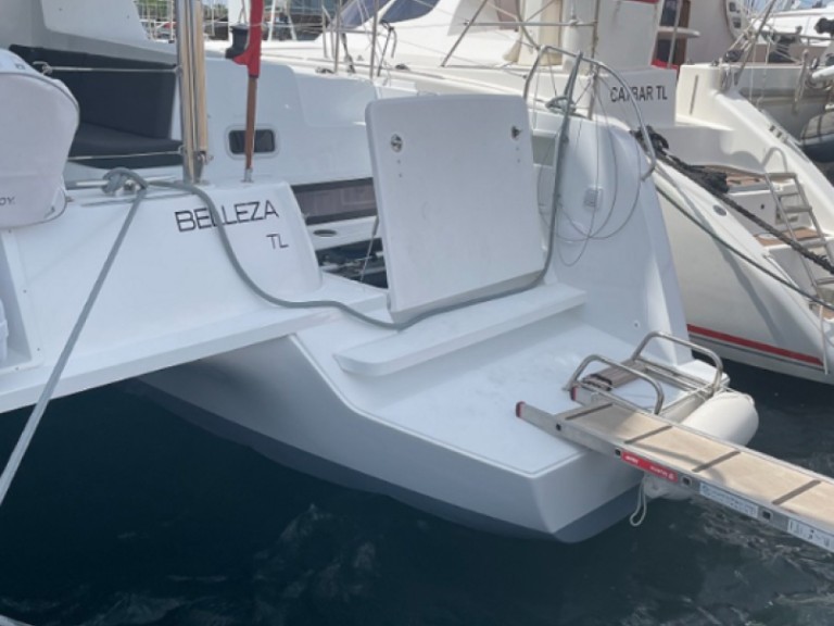 Hire Catamaran with or without skipper Lagoon Hyères