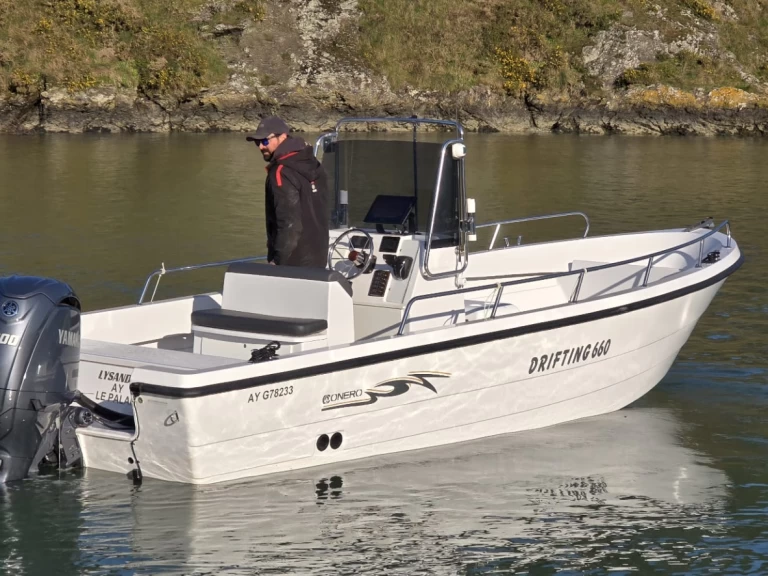 Hire a Conero 660 Drifting Le Palais