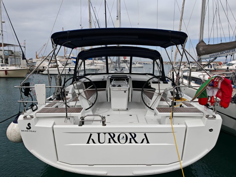 Hire a Bénéteau Oceanis 46.1 Vibo Marina