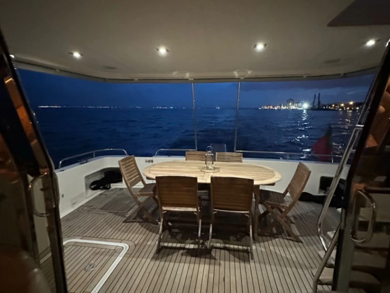 Yacht hire Lisbon cheap 65