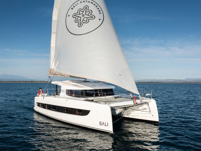 Hire Catamaran with or without skipper 15 Hyères