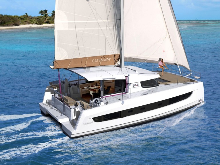 Catamaran to hire Hyères at the best price
