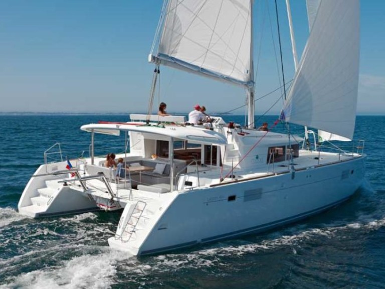 Hire Catamaran with or without skipper Lagoon Palma de Mallorca