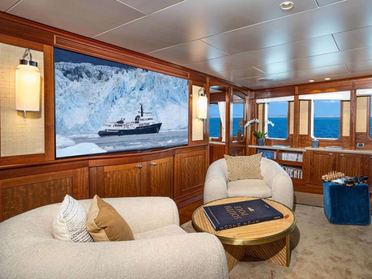 Hire a Custom ASTERIA Madagascar