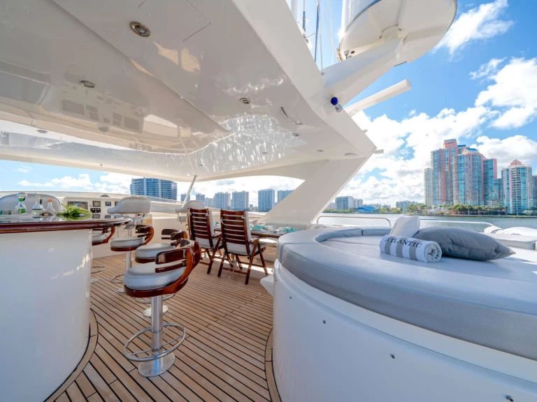 Charter a Westport Atlantic in Fort Lauderdale on Samboat