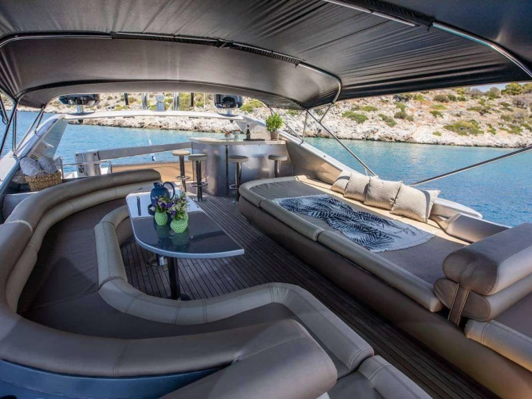 Yacht charter Athens - Posillipo ANDROMEDA on SamBoat