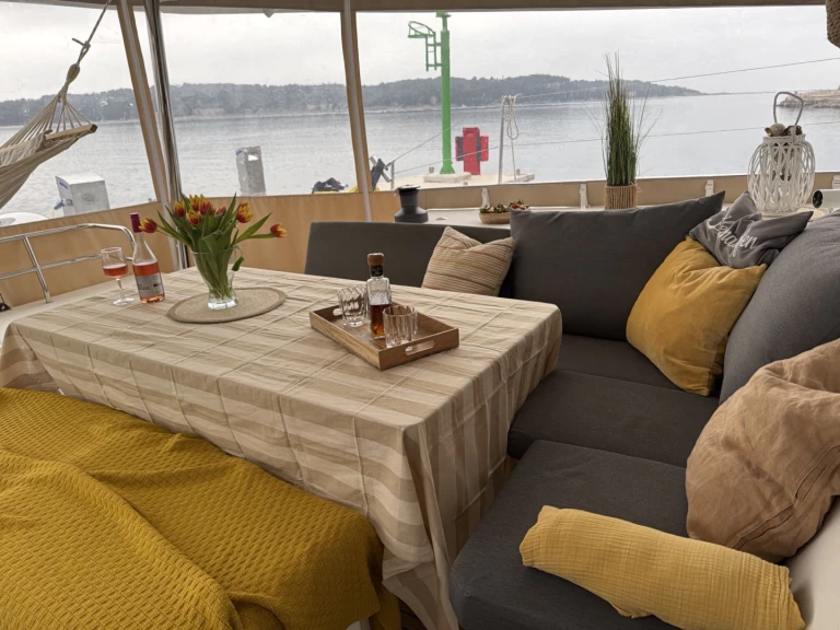 Yacht hire Pula cheap Elba 45