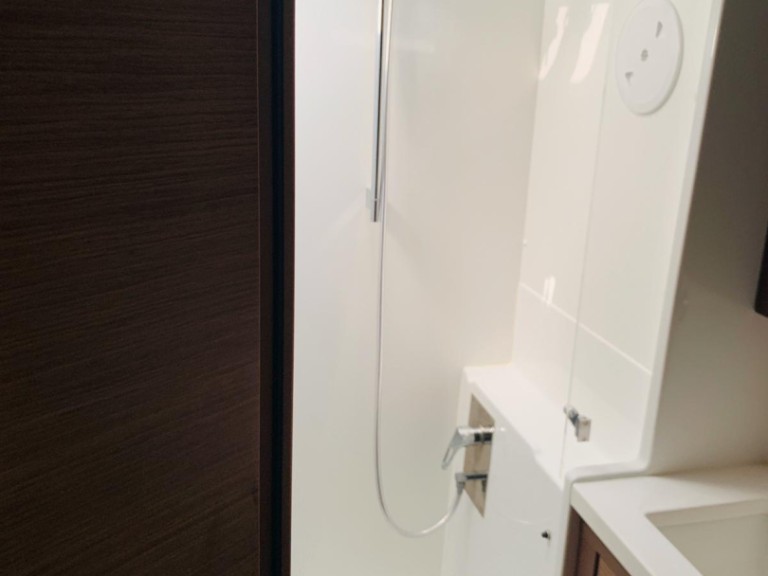 Catamaran hire in Cugnana Verde - Lagoon Lagoon 450