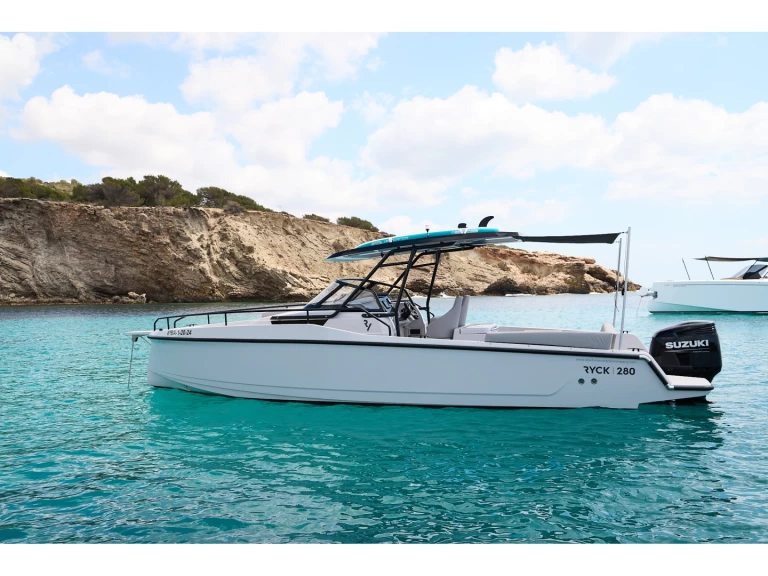 Motorboat to hire Ibiza Town at the best price