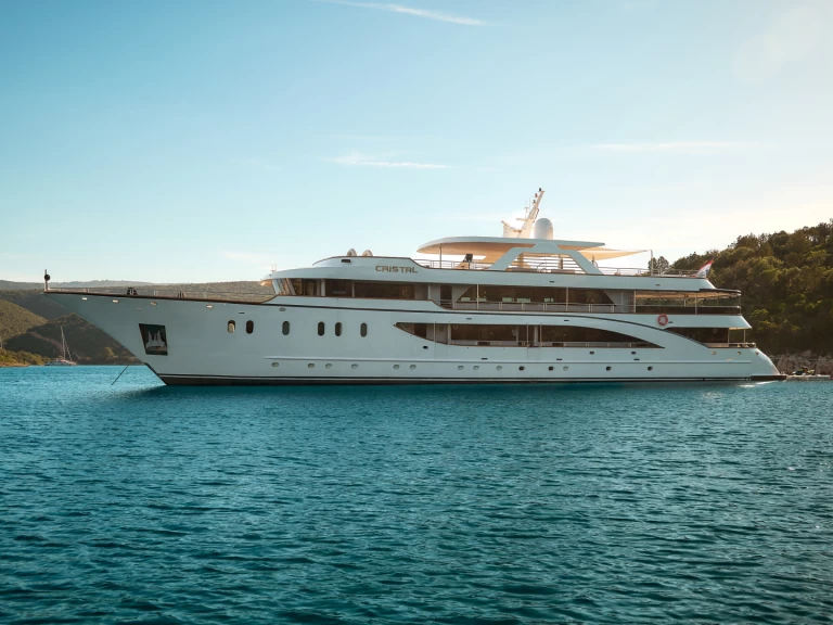 Luxury Yacht to hire Split at the best price