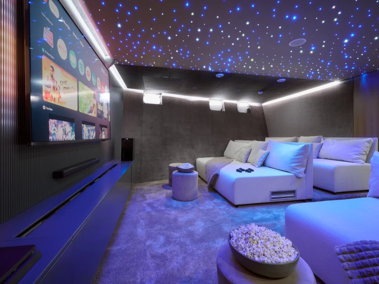 Yacht charter Split -  Motoryacht Cristal on SamBoat