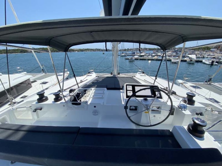 Charter a Lagoon Lagoon 450 F in Trogir on Samboat
