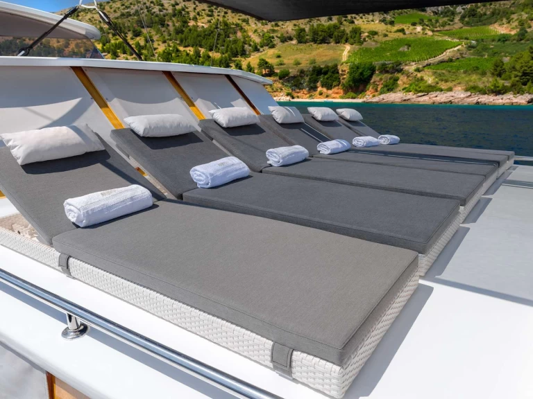 Luxury Yacht hire in Croatia - Custom Anđeo