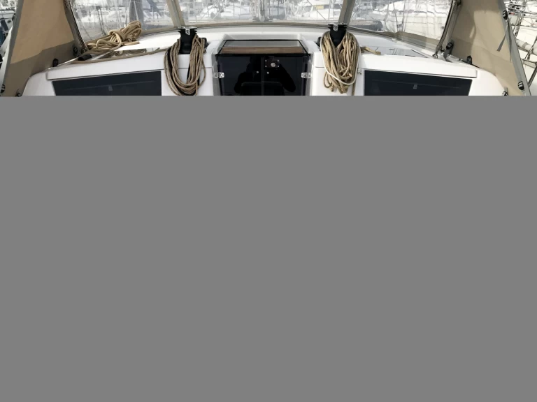 Sailboat hire in Baiona - Dufour Dufour 430 Grand Large