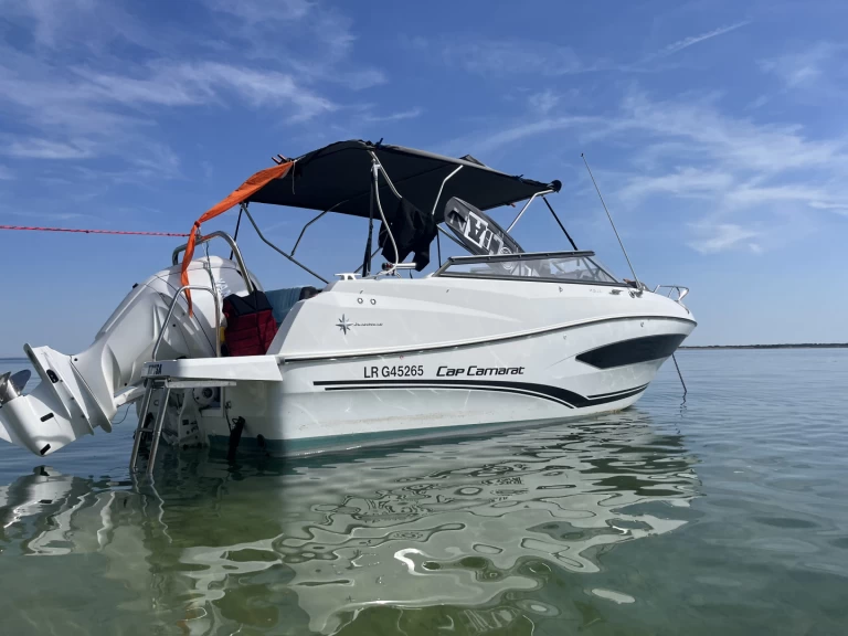 Yacht hire La Rochelle cheap Cap Camarat 750 DC
