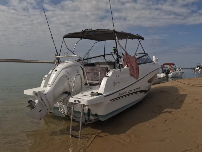 Charter a Jeanneau Cap Camarat 750 DC in La Rochelle on Samboat