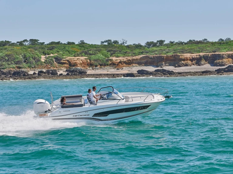 Yacht hire Saint-Gilles-Croix-de-Vie cheap Cap Camarat 7.5 WA Serie 2