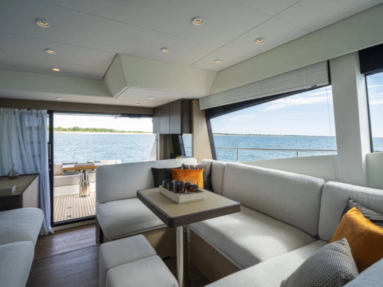 Hire Luxury Yacht Ferretti with a boat licence