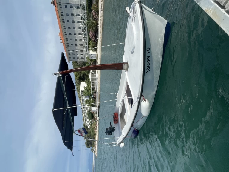 Yacht charter Trogir - Pasara Elan  Elan  on SamBoat