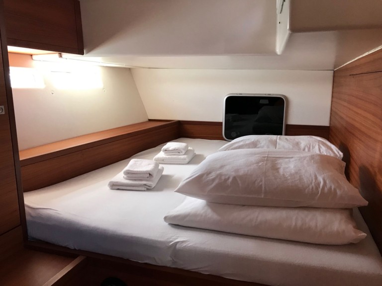 Hire Sailboat More Boats with a boat licence