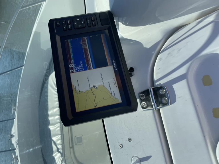 Quicksilver Quicksilver 630 Commander charter bareboat or skippered in  Empuriabrava