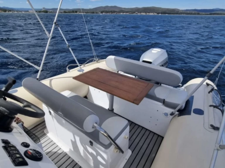 Stylmer Stylmer 640 charter bareboat or skippered in  Hyères