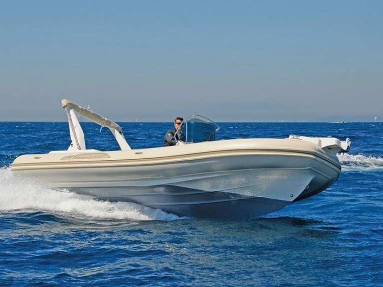 Yacht charter Hyères - Capelli Capelli 770 on SamBoat
