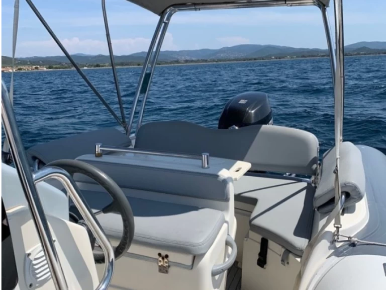 RIB hire in Hyères - Bwa Sport 22 GTO