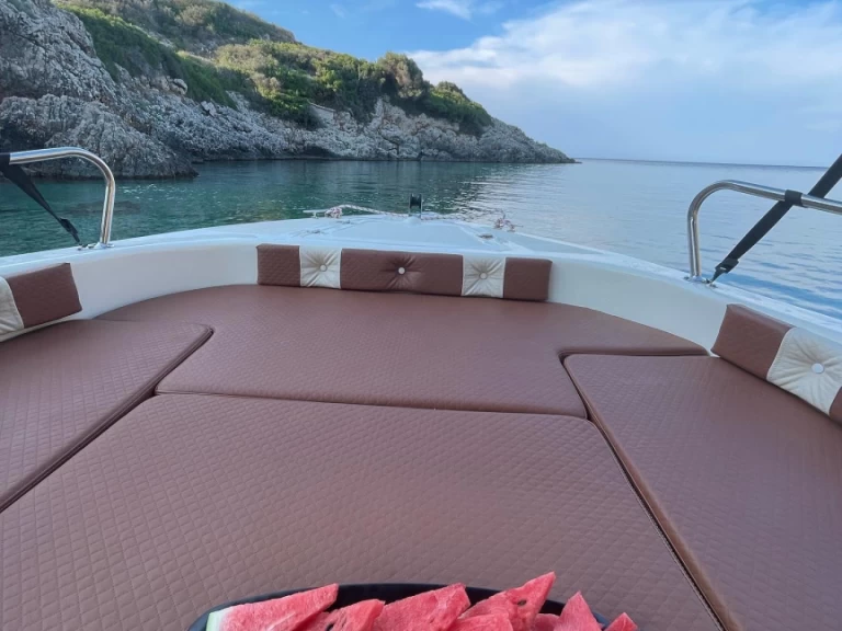 Yacht hire Zakynthos cheap Bluewater 480