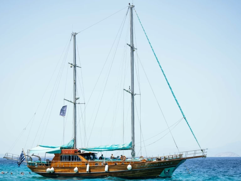 Sailboat hire in Piraeus - Gulet First 45