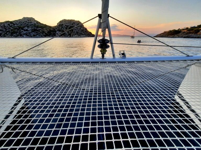 Hire Catamaran Fountaine Pajot with a boat licence