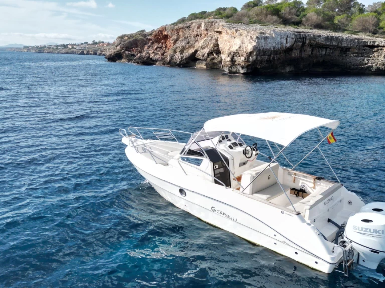 Charter a Capelli Cap 28 WA in Cala d'Or on Samboat