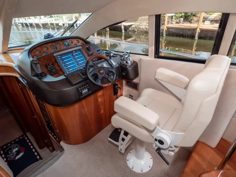Charter a Sunseeker Manhattan 56 in Vlorë on Samboat