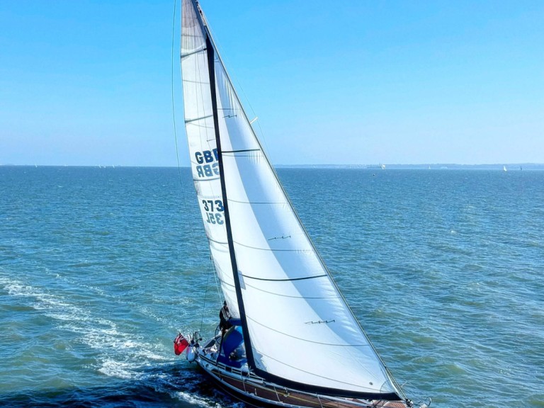 Bavaria Bavaria 35 Cruiser charter bareboat or skippered in  Hamble-le-Rice