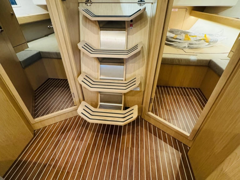 Sailboat hire in Nydri - Bavaria Bavaria 46 Cruiser