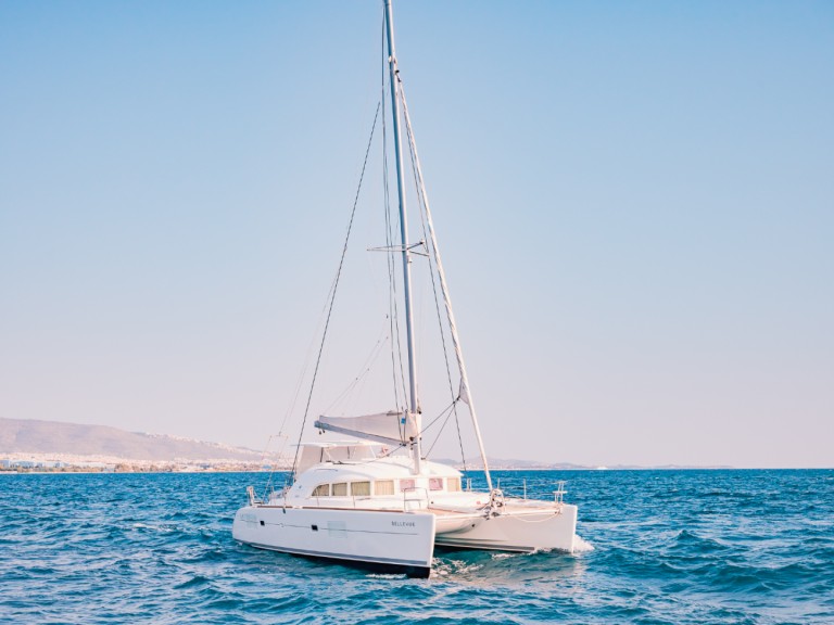 Hire a Lagoon Lagoon 380 S2 Alimos