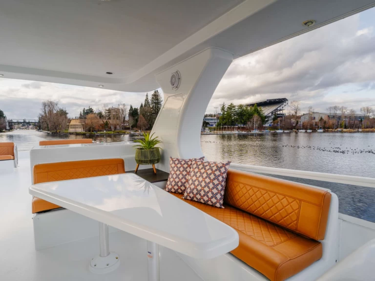 Hire Luxury Yacht Tarrab Yachts with a boat licence