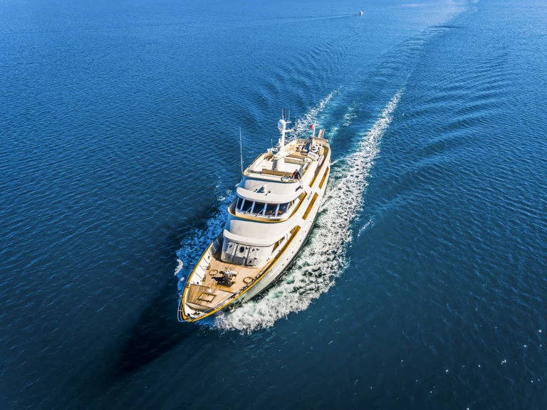 Yacht charter Trogir - Benetti Benetti Classsic 115 on SamBoat