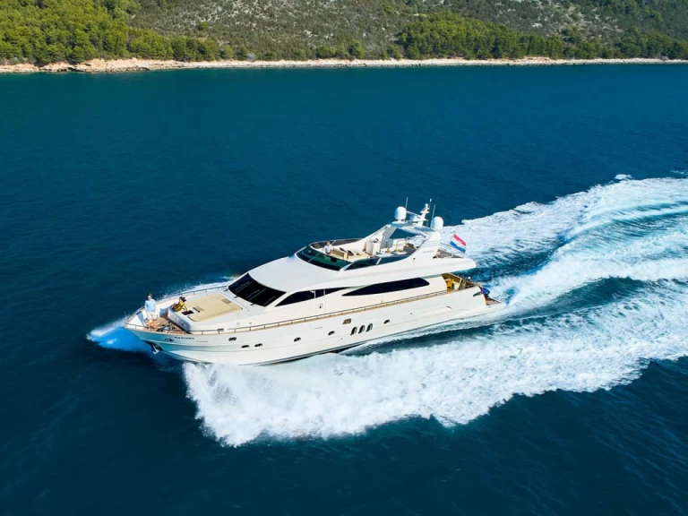 Hire Luxury Yacht with or without skipper Canados International Srl. Baška Voda
