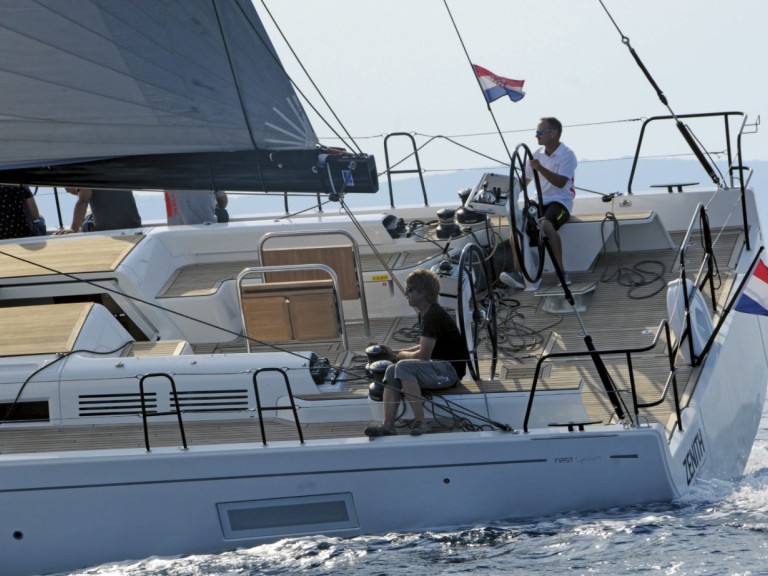 Hire a Bénéteau First 53 Split