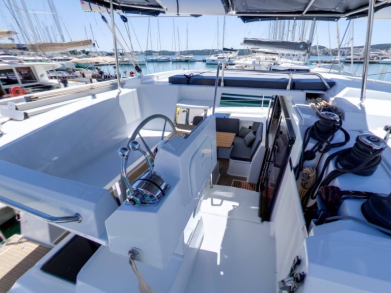 Hire Catamaran with or without skipper Fountaine Pajot Seget Donji