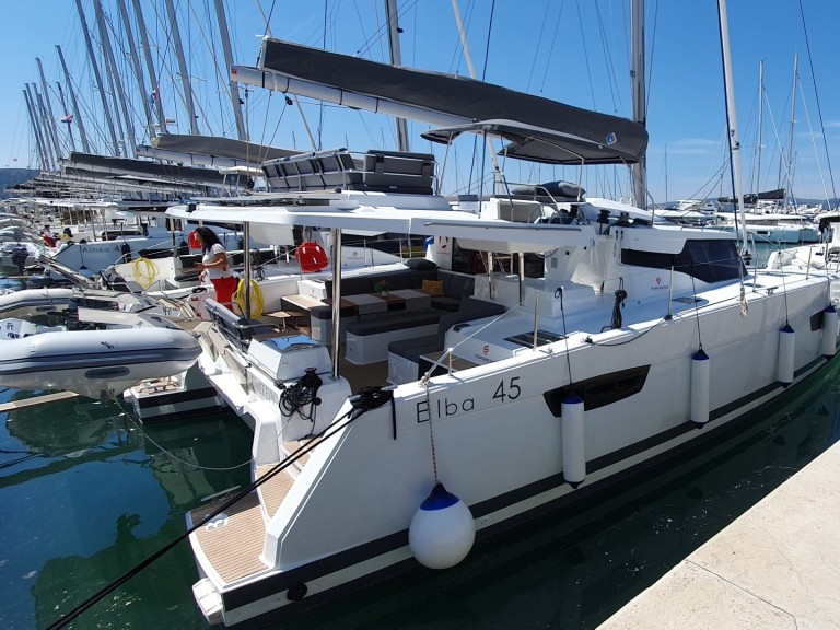 Hire Catamaran with or without skipper Fountaine Pajot Seget Donji