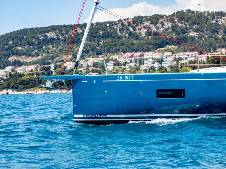 Hire a Bénéteau Oceanis 54 Seget Donji