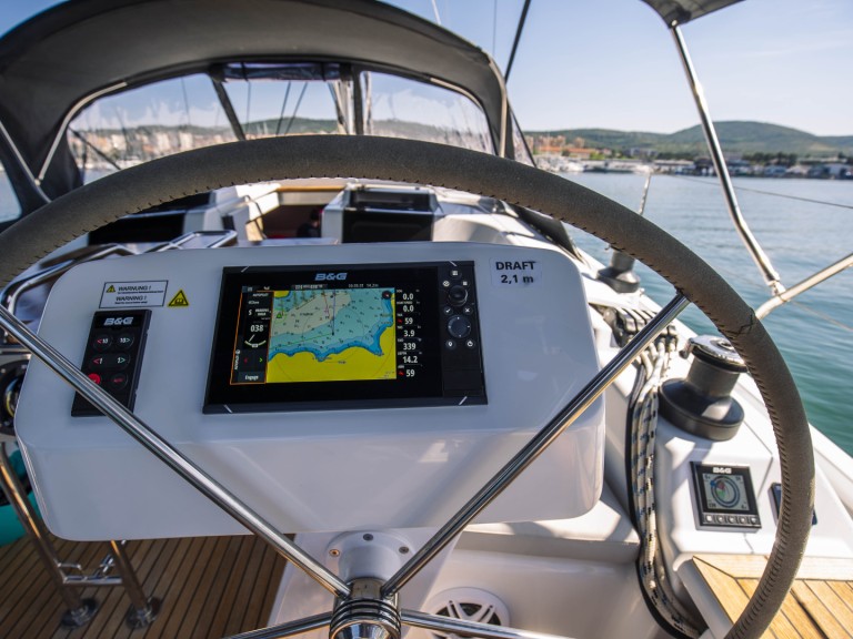 Hire a Hanse Hanse 458 Šibenik