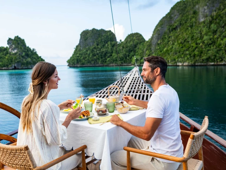 Yacht charter Raja Ampat Islands -  SEQUOIA on SamBoat