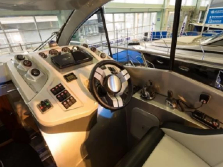 Charter a Grginić Mirakul 40 in Komolac on Samboat